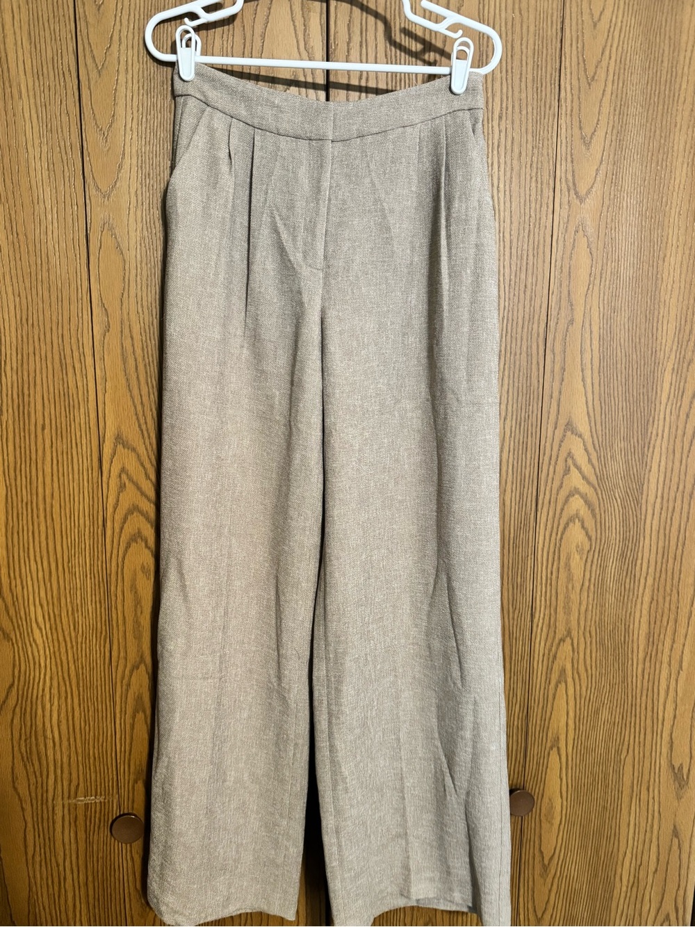 Express Stylist Wide Leg Pants in Khaki- long size!